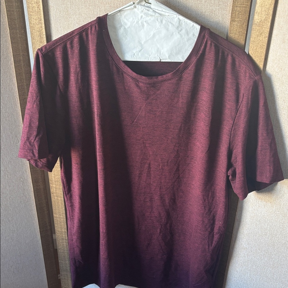 FINAL MARKDOWN 32 Degrees Men's Maroon Short Sleeve Tee medium